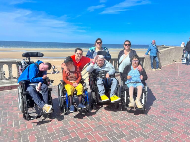 Lire la suite à propos de l’article Une belle journée à Cabourg pour la MAS