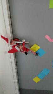 Lire la suite à propos de l’article Les lutins farceurs ont frappé à la Licorne